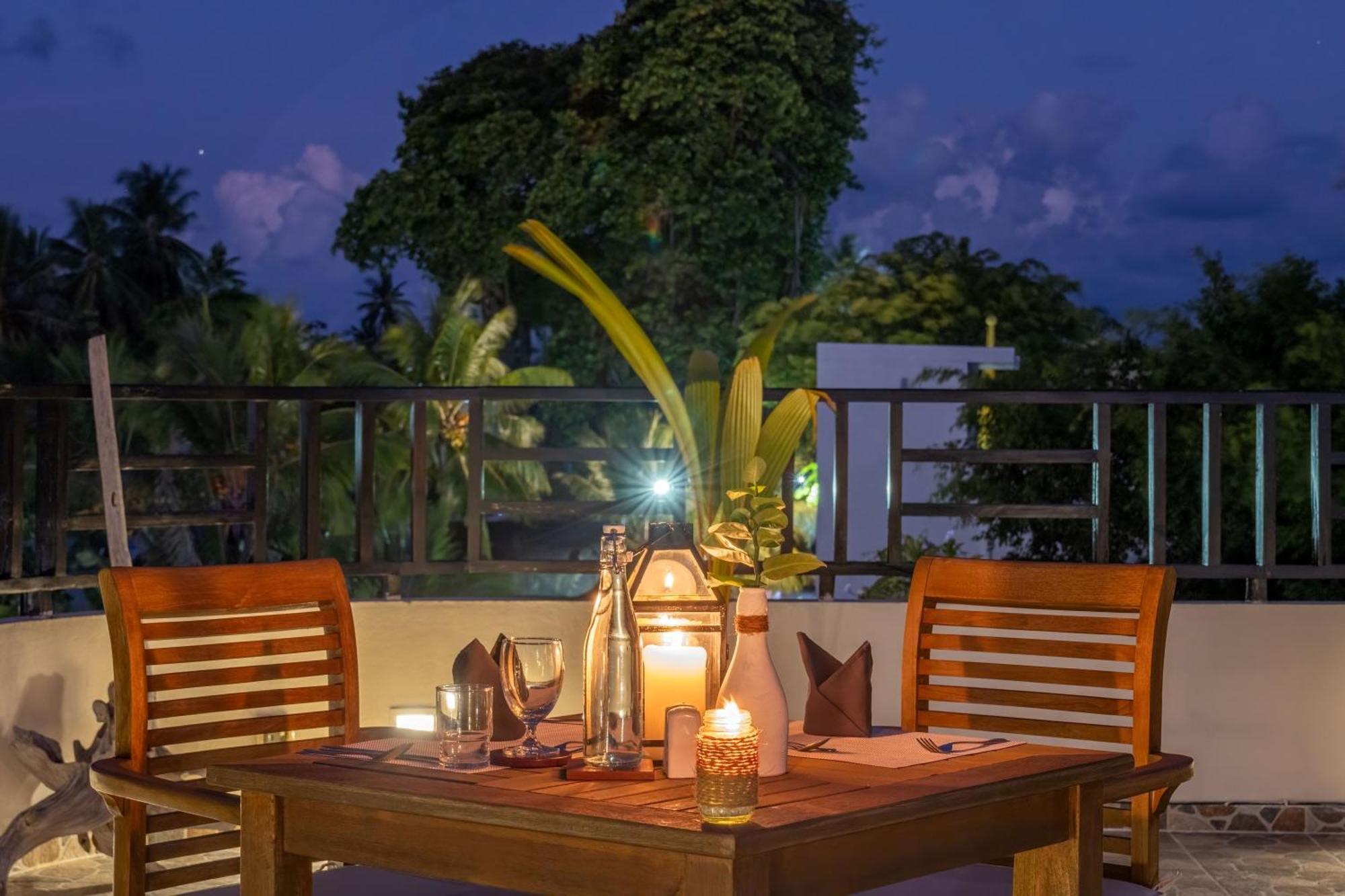 Kamadhoo Inn Eksteriør billede